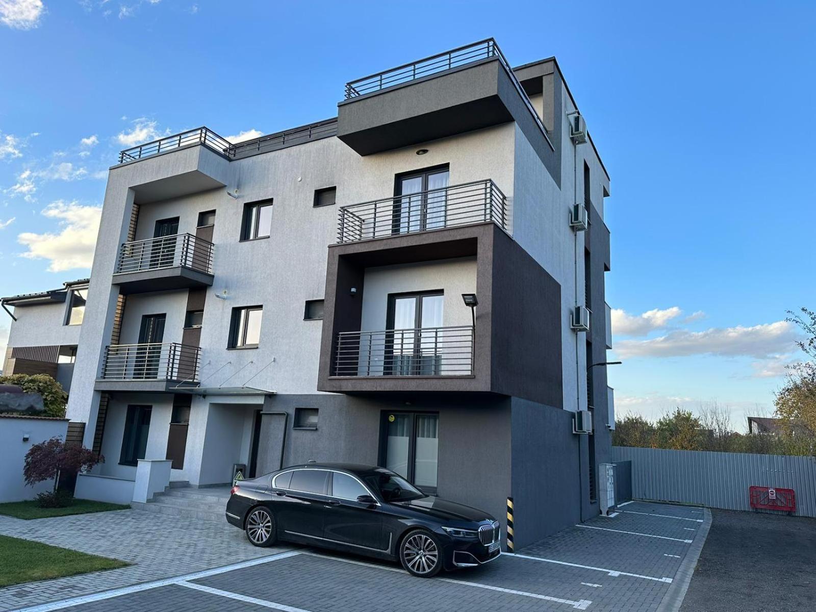 Luxury Glam Apartments & Studios Near Coresi Mall 布拉索夫 外观 照片