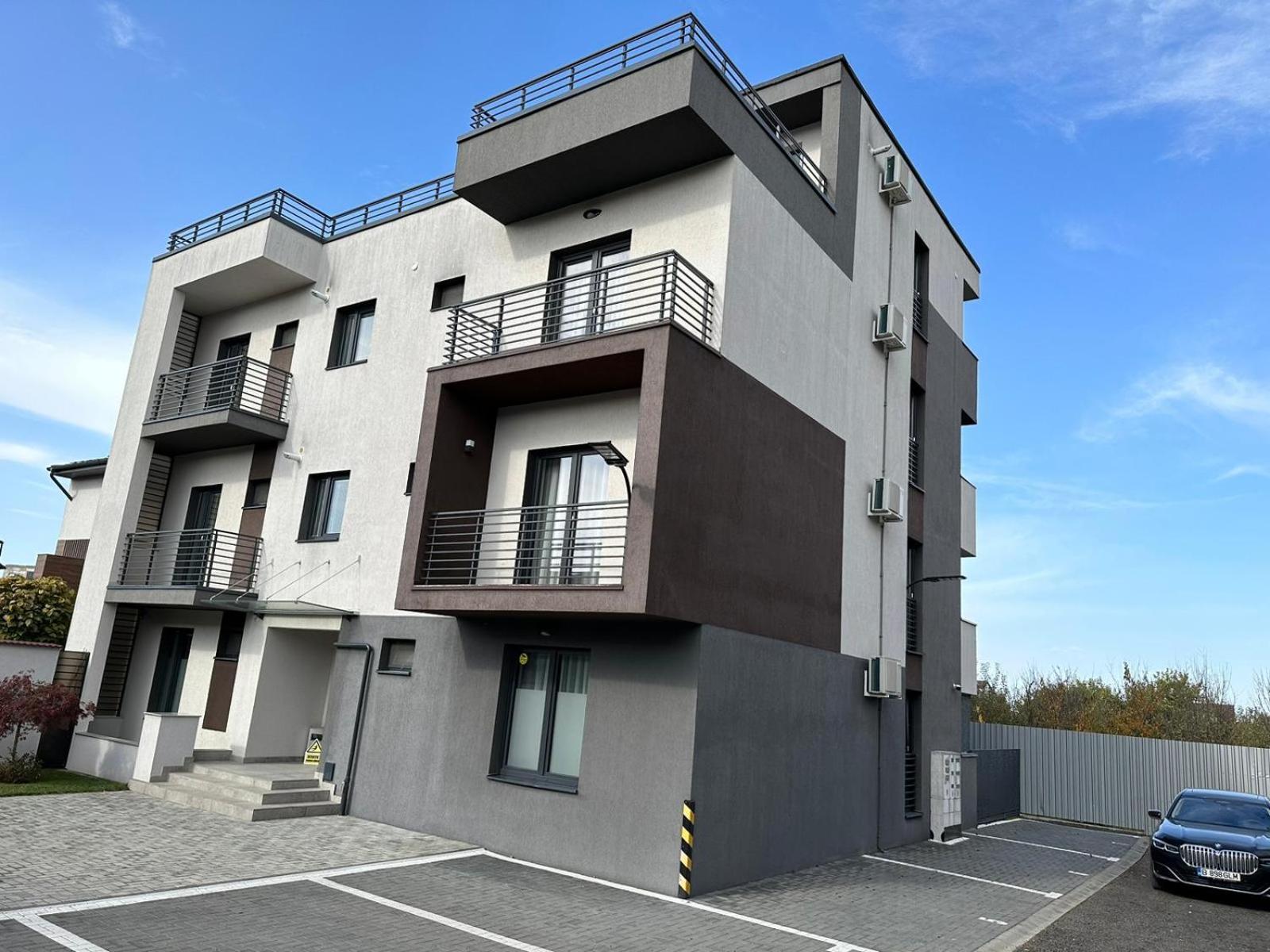Luxury Glam Apartments & Studios Near Coresi Mall 布拉索夫 外观 照片