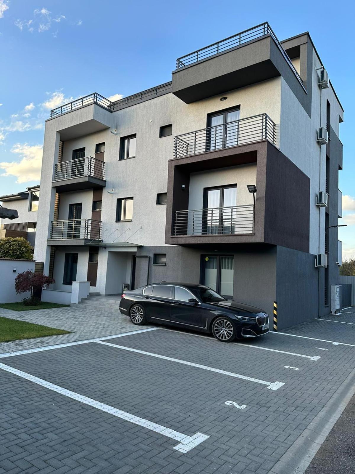 Luxury Glam Apartments & Studios Near Coresi Mall 布拉索夫 外观 照片